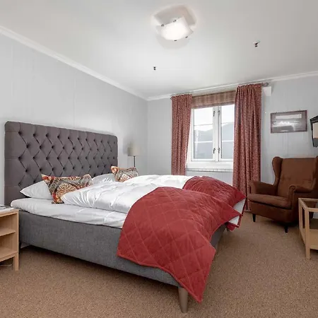 Nermo & Hotell 3*